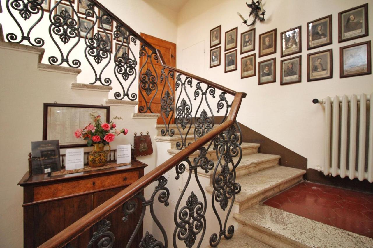 Castello Di Sovicille - Residenza D'Epoca B&B 외부 사진